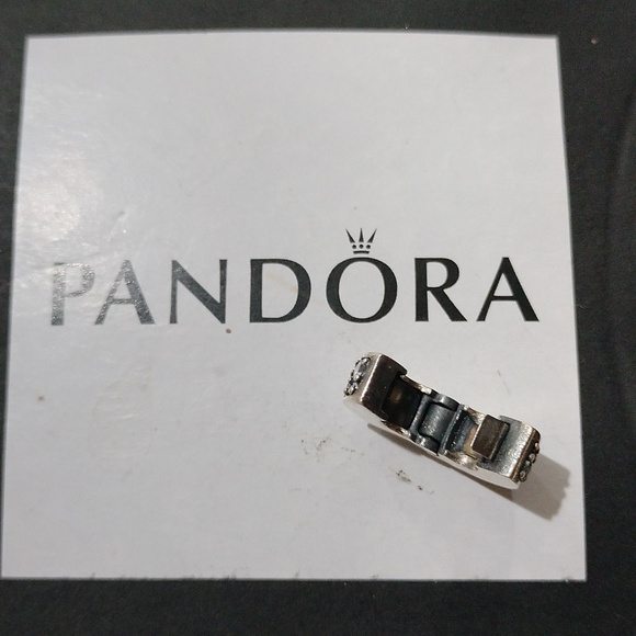 Pandora Sterling Silver Shining Elegance Clip 791817cz - Picture 4 of 5